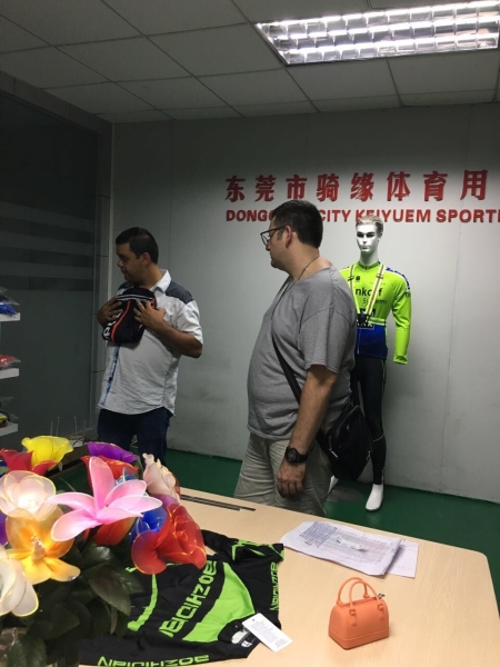 國外定制騎行服